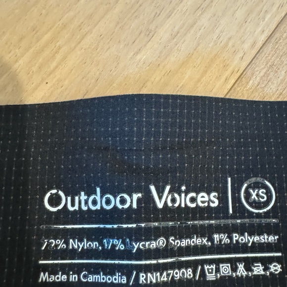 Outdoor Voices Leggings - XS- Like New - Picture 3 of 3
